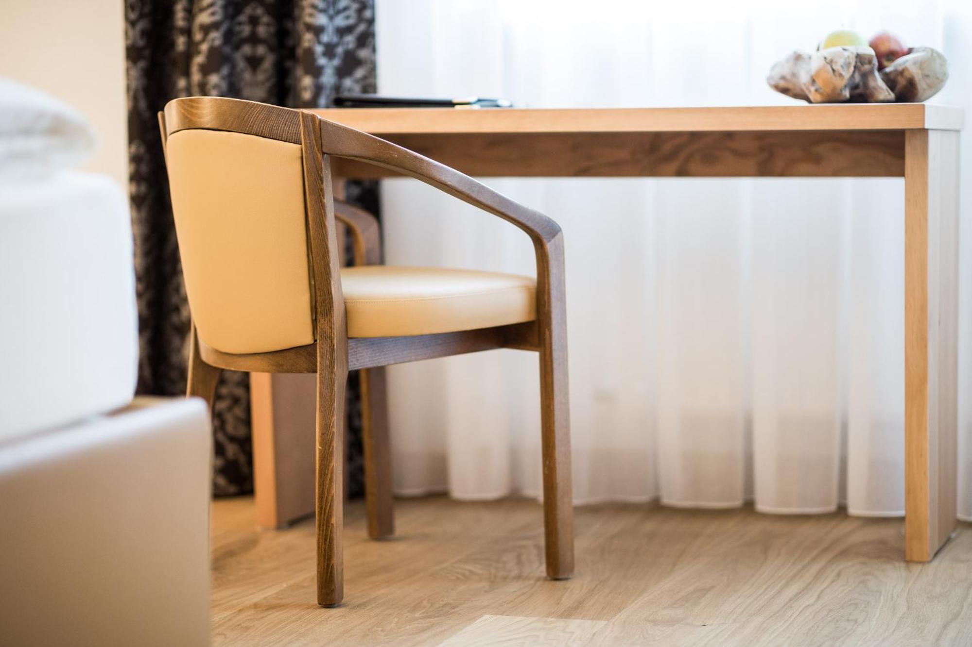 Hotel Haus Am Hang Калдаро Стая снимка
